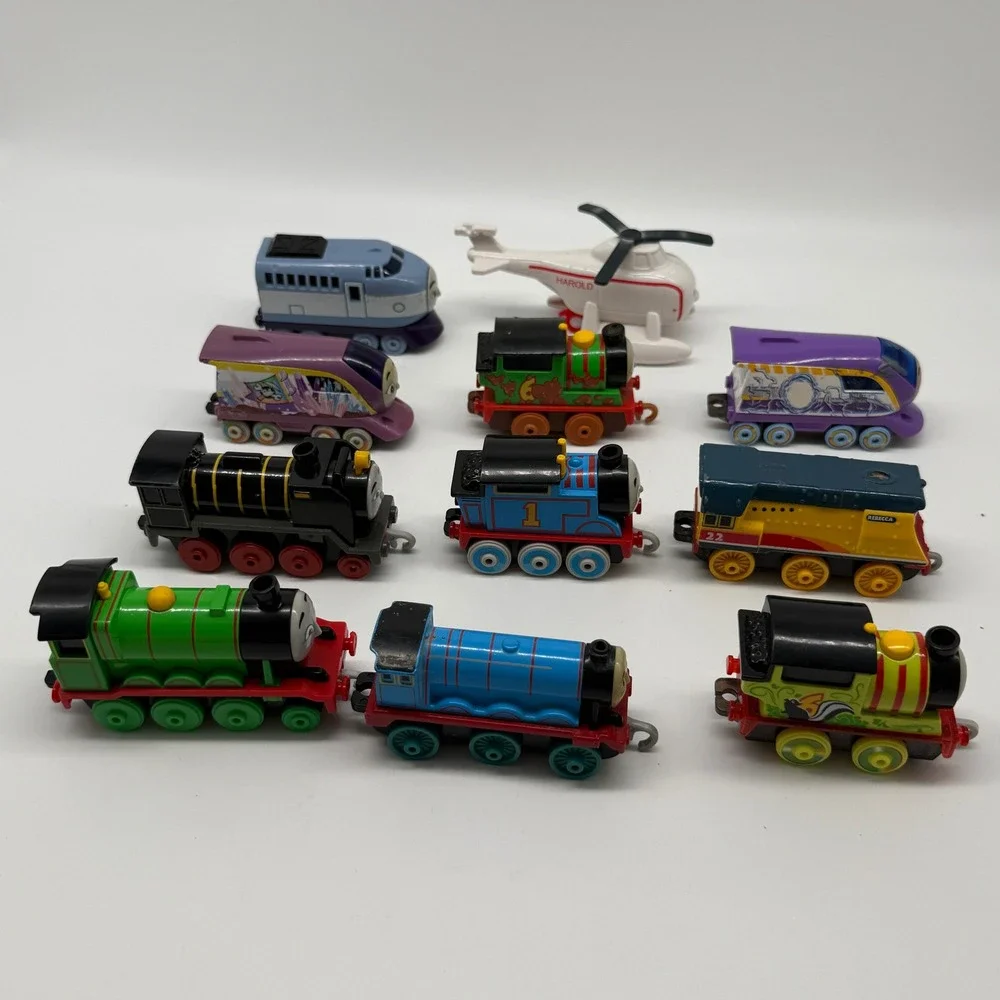 Thomas & Friends Engines Go Die Cast Train Lot of 11 Fisher-Price